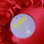 Soulta Gorro Pink POP en Satén Anti Frizz con Elástico Ajustable – Capa Sencilla Talla:M - Imagen 3